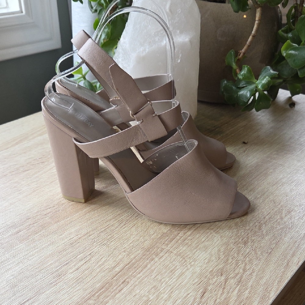 Kate Spade Saturday Block Heel Sandals NWOT